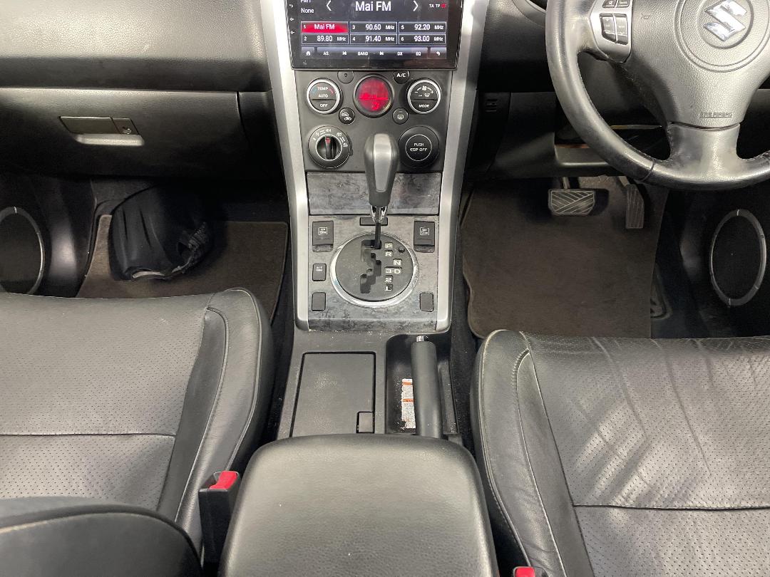 Photo '18' of Suzuki Grand Vitara