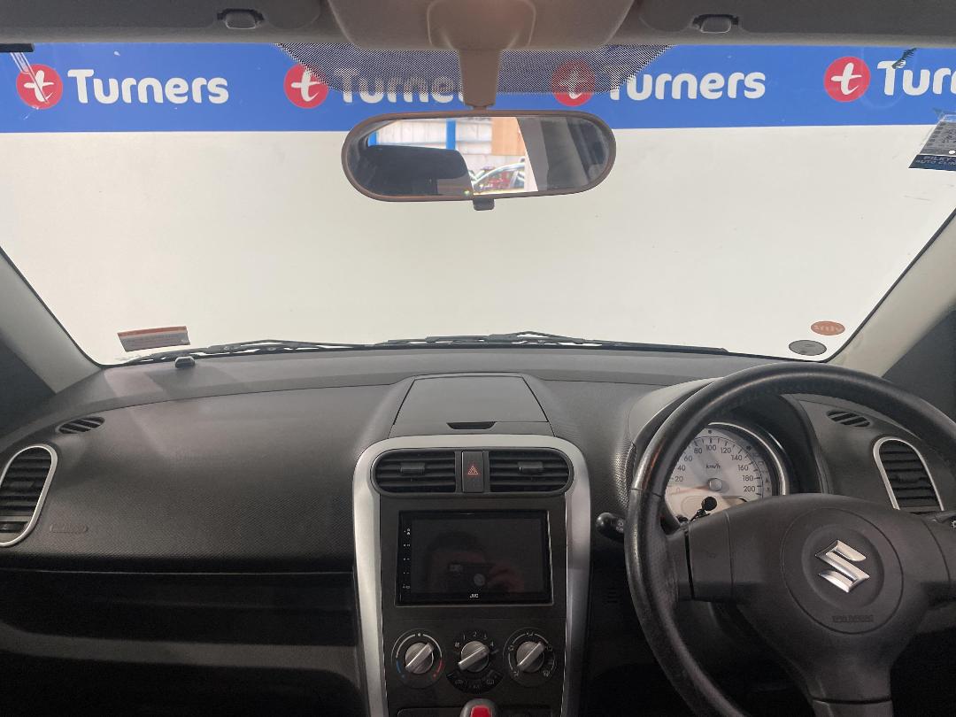 Photo '17' of Suzuki Splash