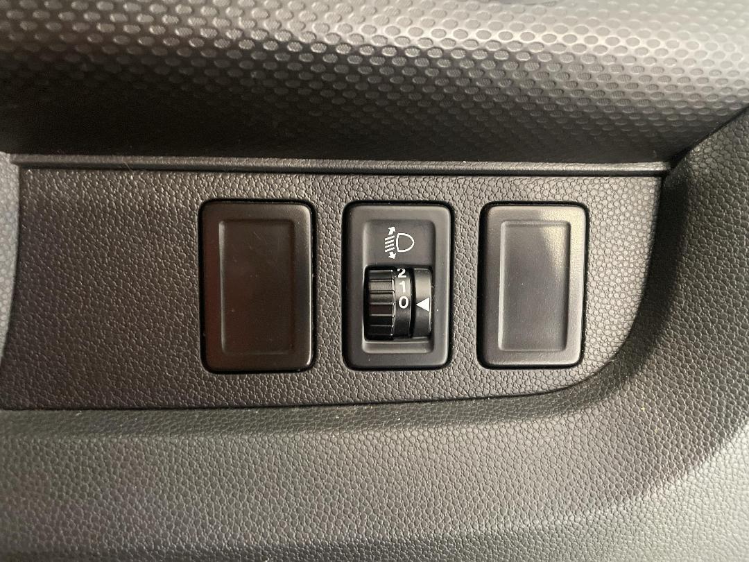 Photo '24' of Suzuki Splash