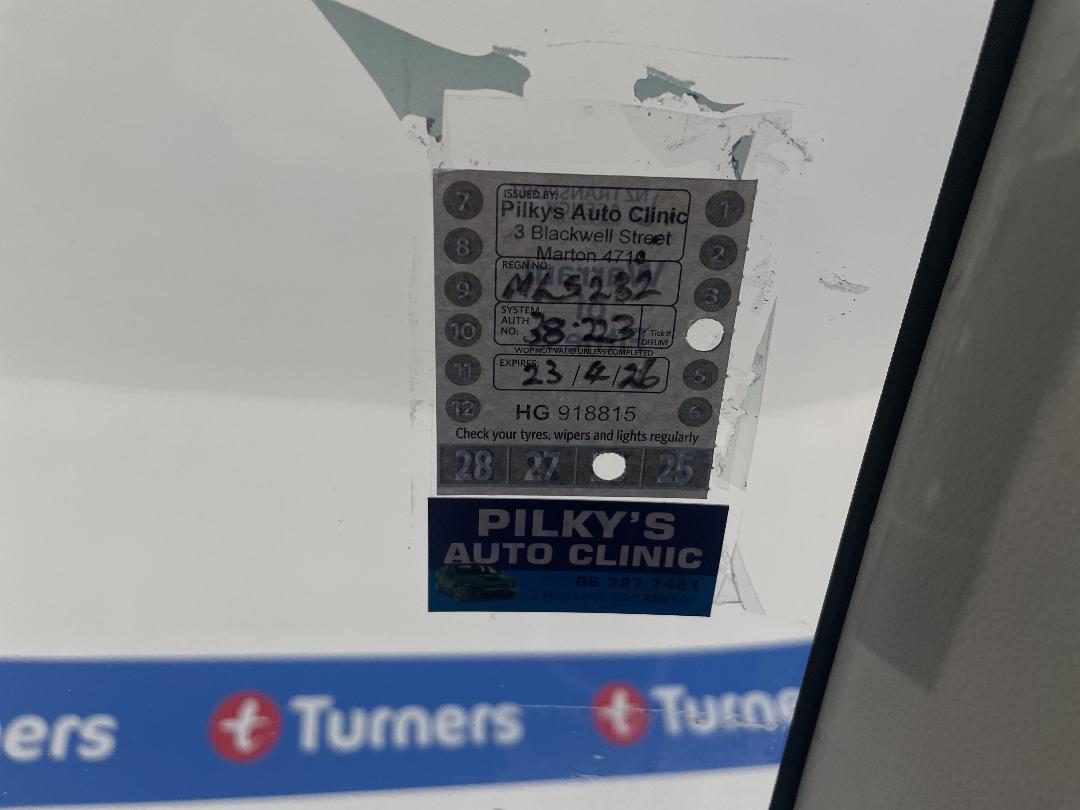 Photo '30' of Suzuki Splash