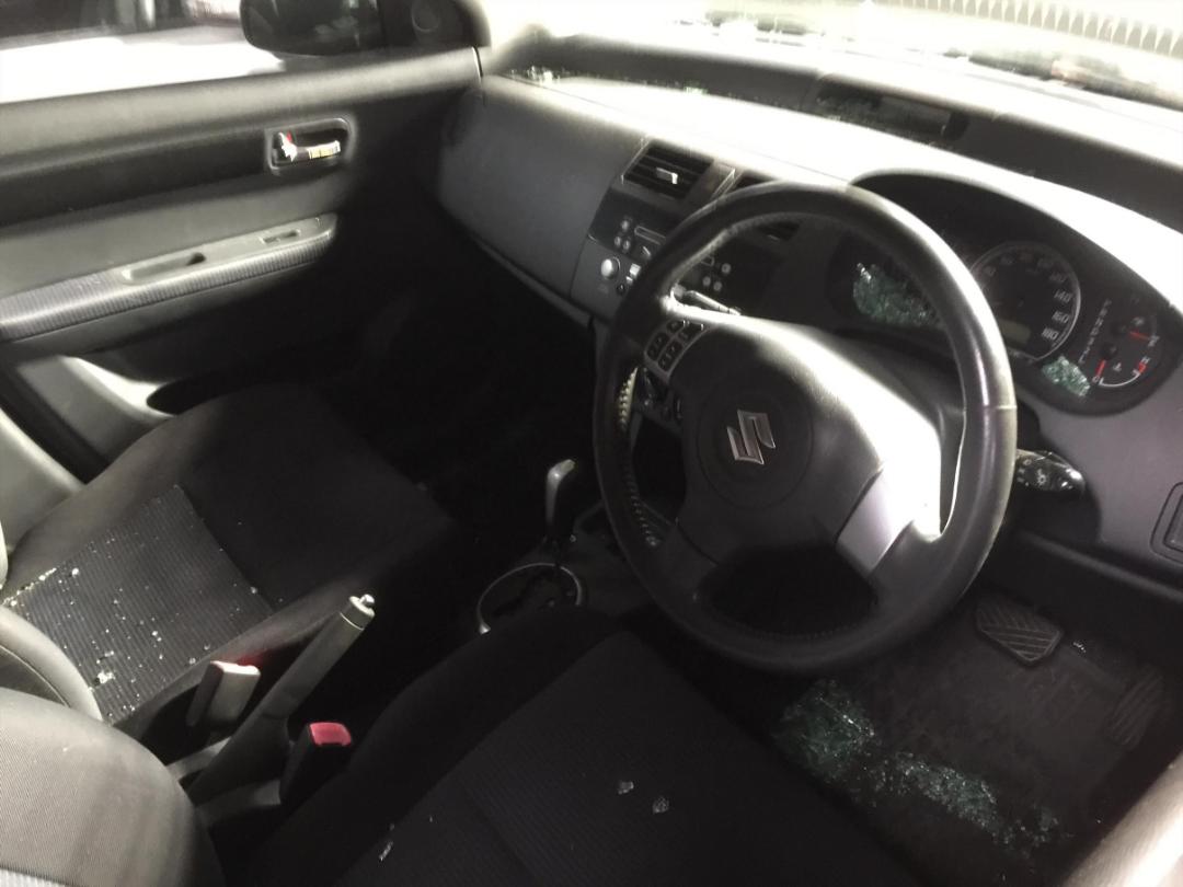 Photo '6' of Suzuki Swift Glxha Photo '6' of Suzuki Swift Glxha