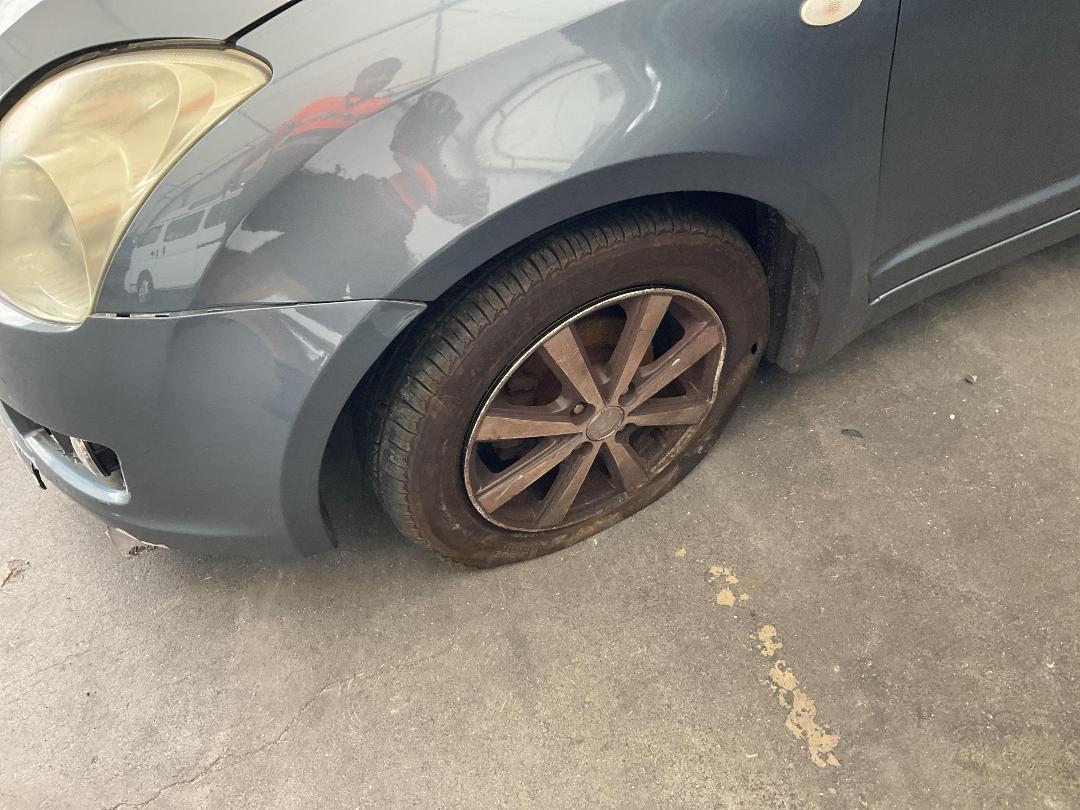 Photo '6' of Suzuki Swift