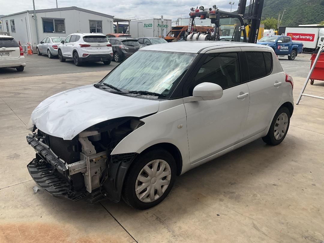 Photo '3' of Suzuki Swift Photo '3' of Suzuki Swift