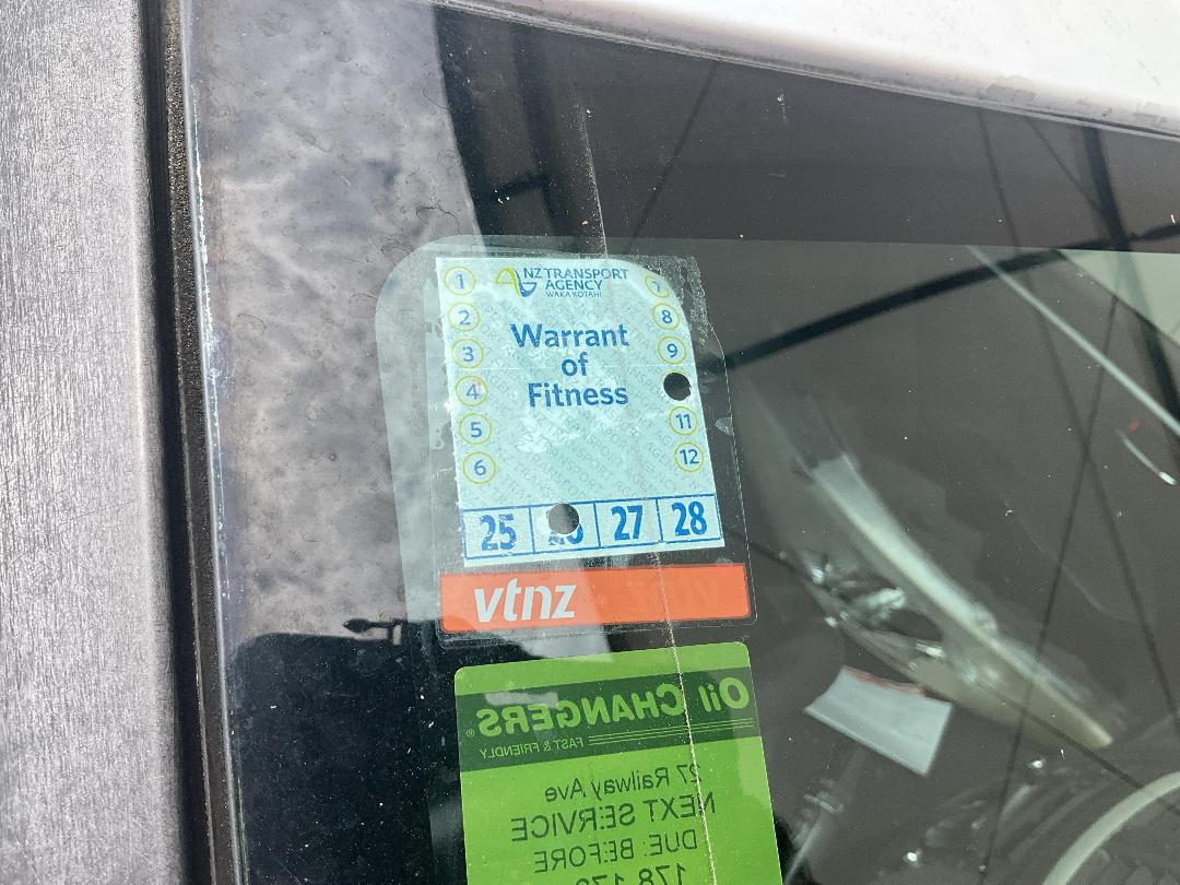 Photo '12' of Suzuki Swift Photo '12' of Suzuki Swift