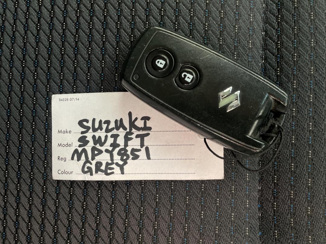 Photo '22' of Suzuki Swift Photo '22' of Suzuki Swift