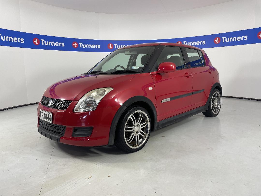 Photo '4' of Suzuki Swift