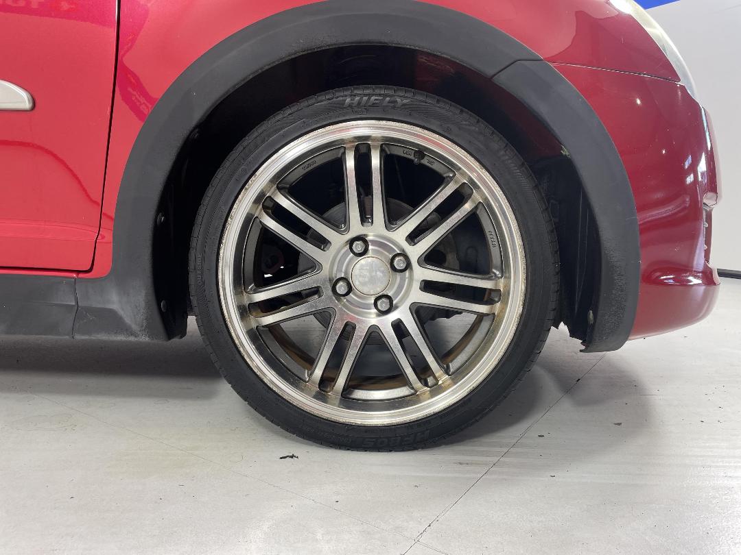 Photo '9' of Suzuki Swift