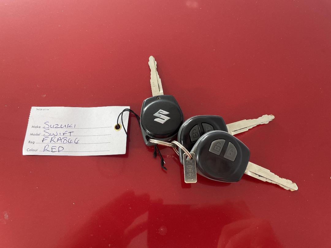 Photo '22' of Suzuki Swift