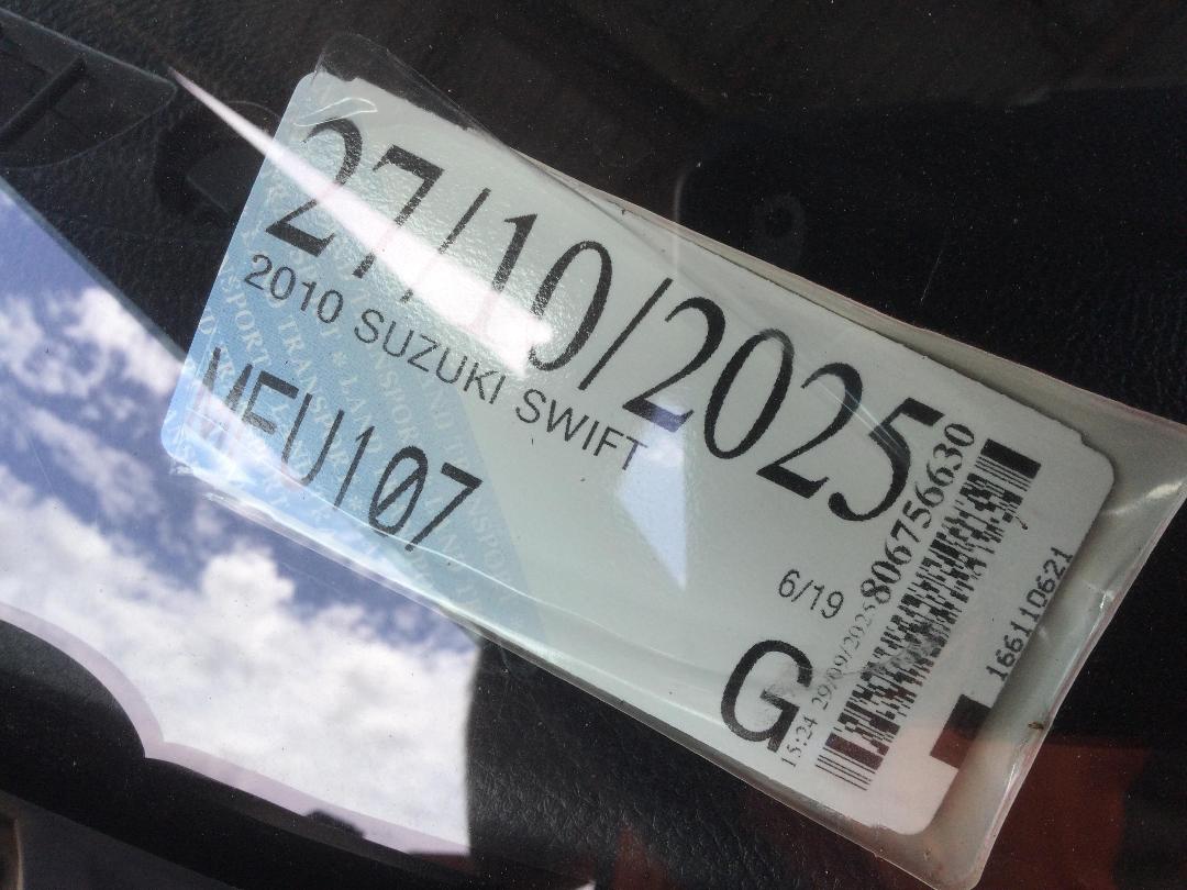 Photo '20' of Suzuki Swift