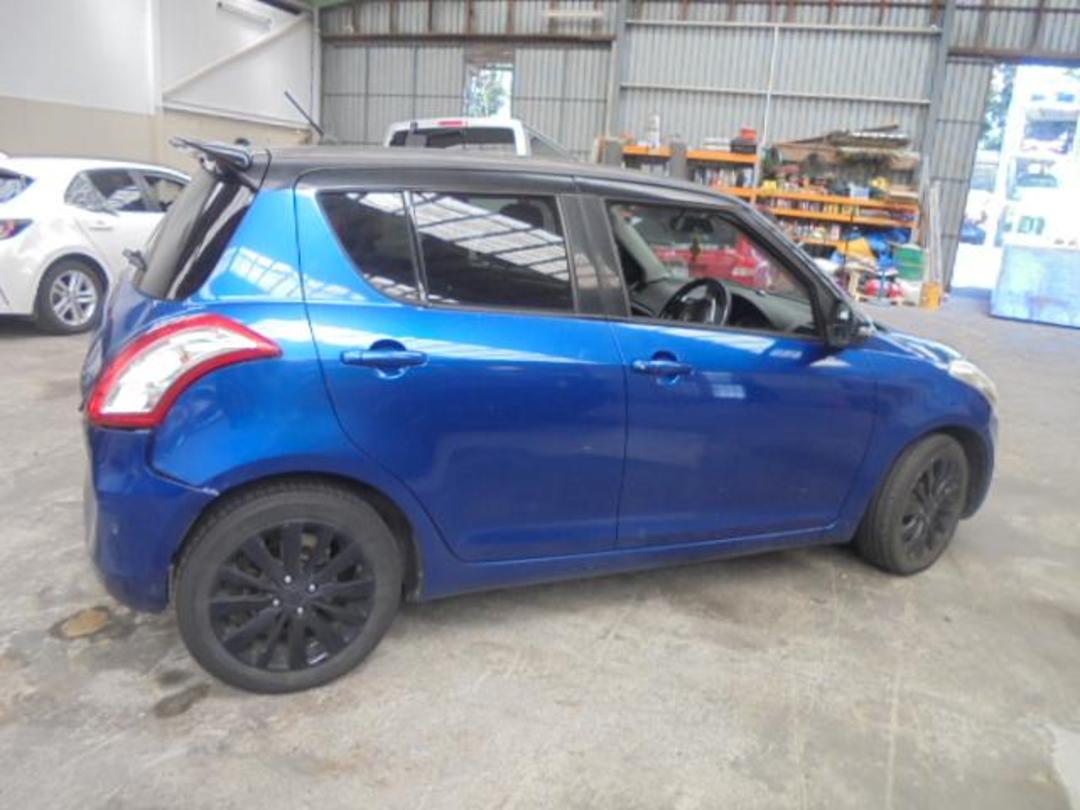 Photo '3' of Suzuki Swift Photo '3' of Suzuki Swift