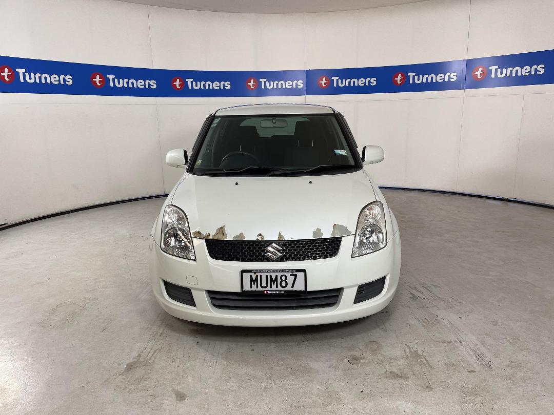 Photo '2' of Suzuki Swift