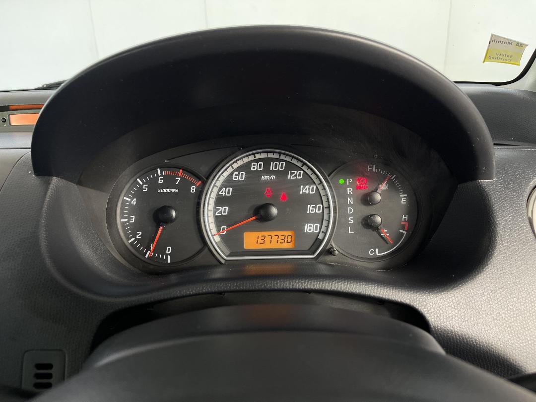 Photo '21' of Suzuki Swift