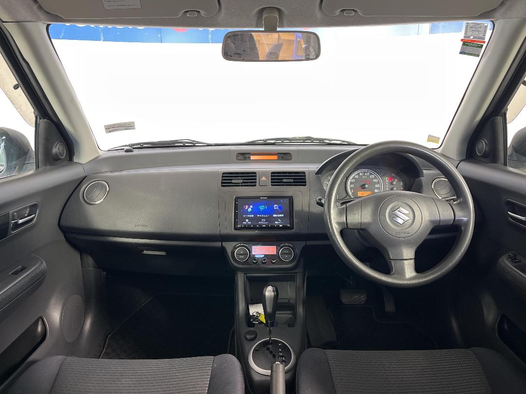 Photo '17' of Suzuki Swift