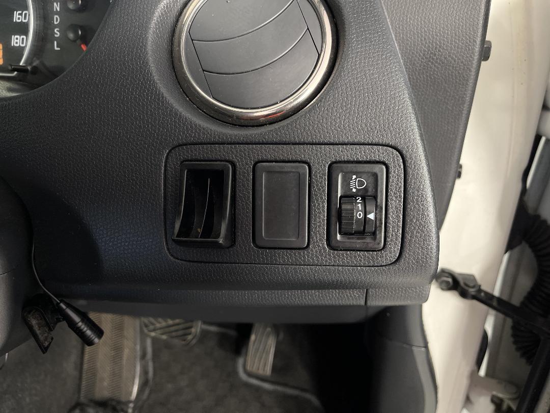 Photo '24' of Suzuki Swift