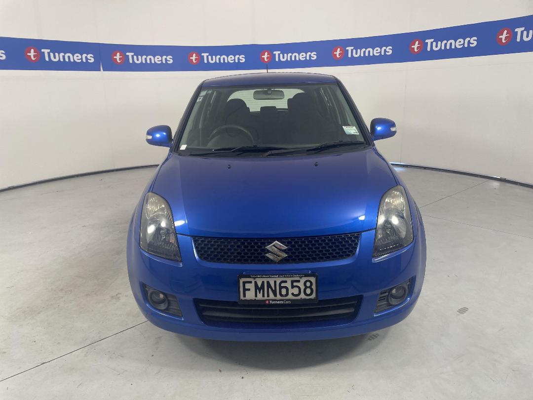 Photo '2' of Suzuki Swift Photo '2' of Suzuki Swift