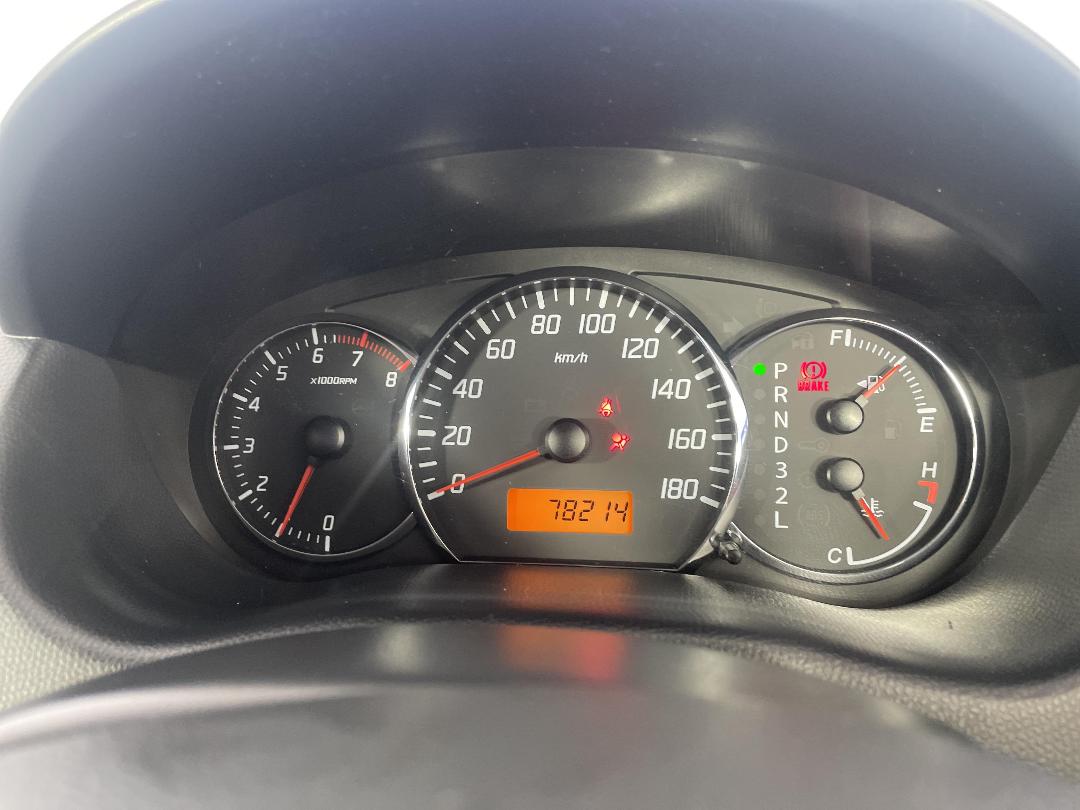 Photo '21' of Suzuki Swift Photo '21' of Suzuki Swift