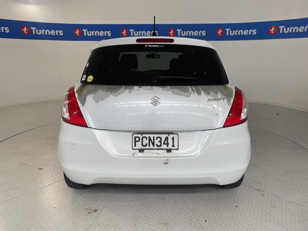 Photo '6' of Suzuki Swift