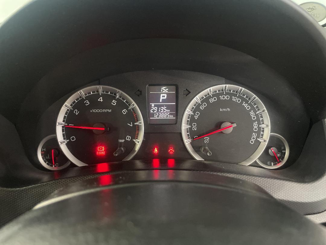 Photo '21' of Suzuki Swift