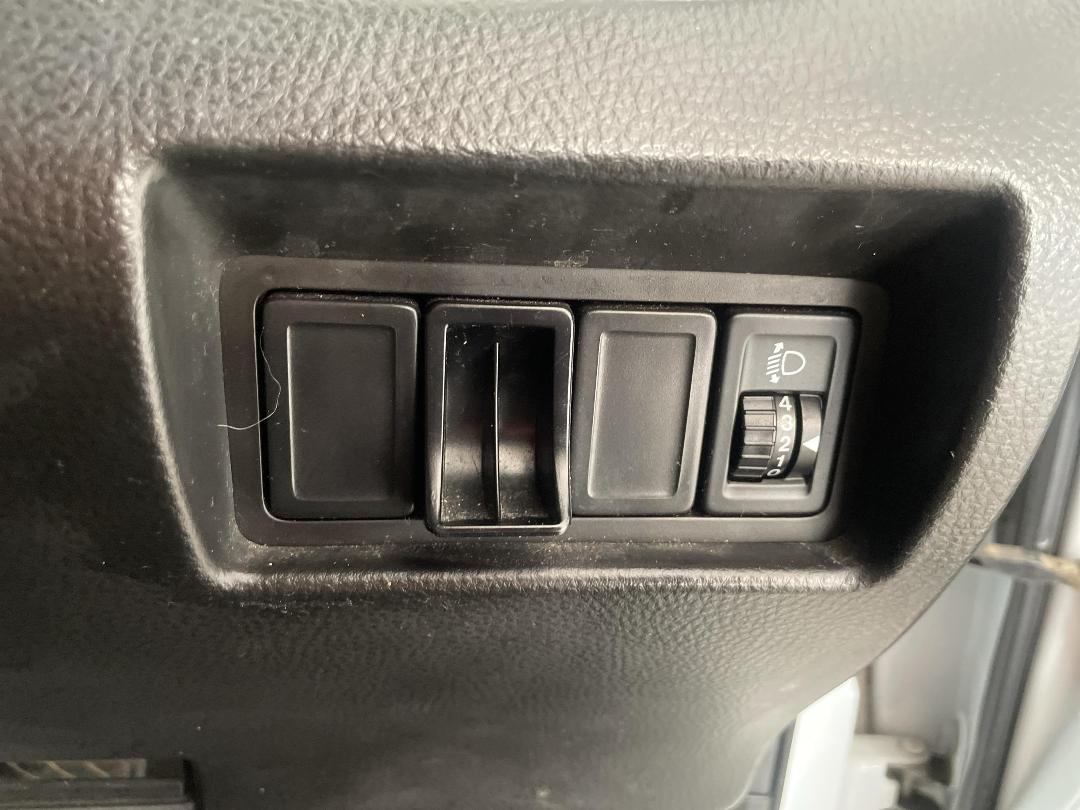 Photo '24' of Suzuki Swift