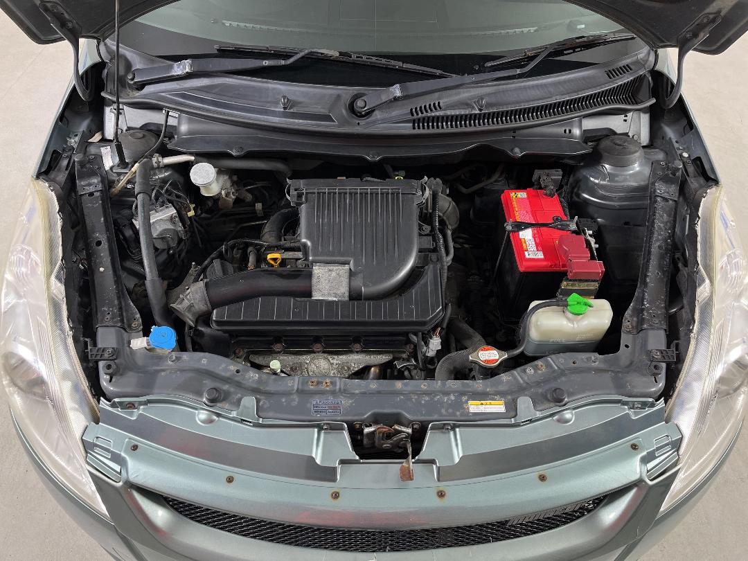 Photo '13' of Suzuki Swift Photo '13' of Suzuki Swift