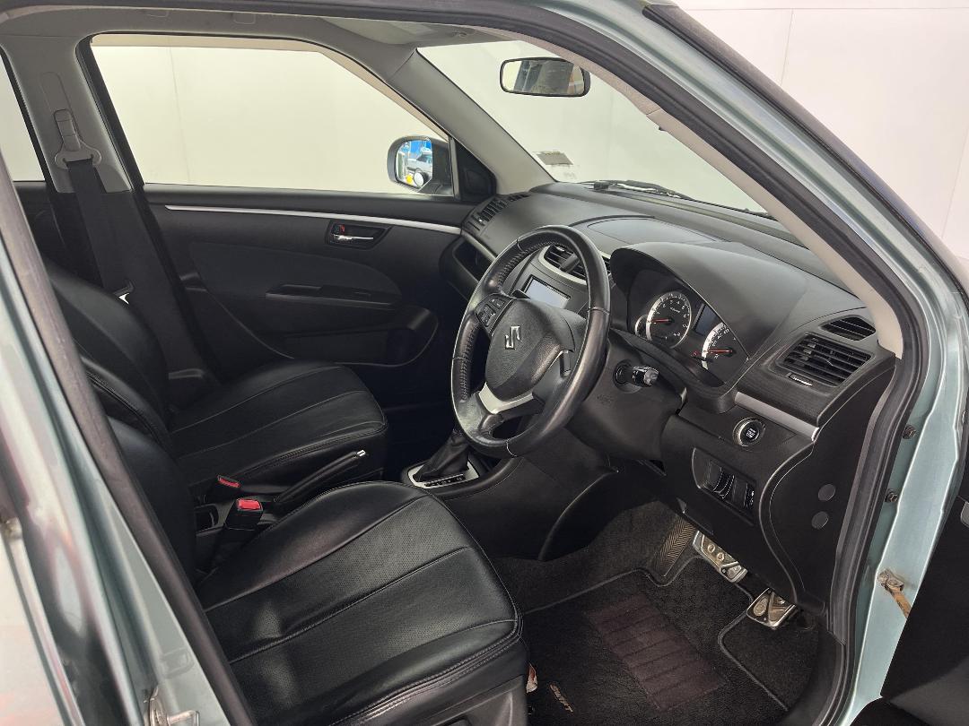 Photo '16' of Suzuki Swift Photo '16' of Suzuki Swift