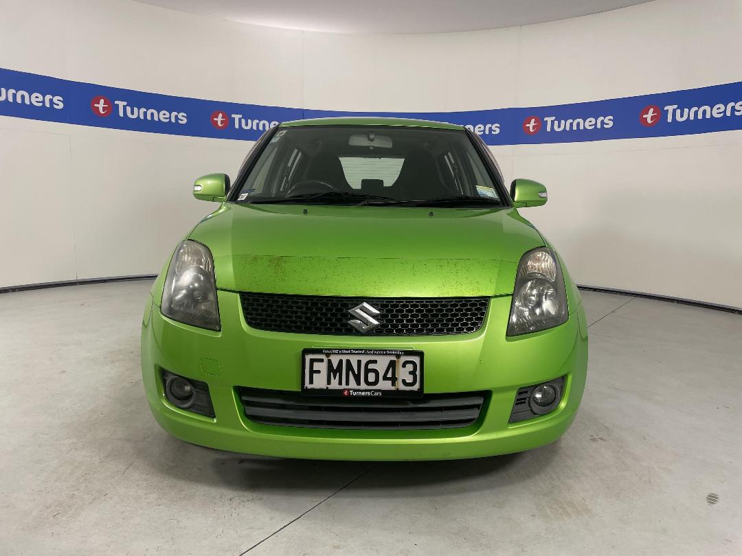 Photo '2' of Suzuki Swift Photo '2' of Suzuki Swift