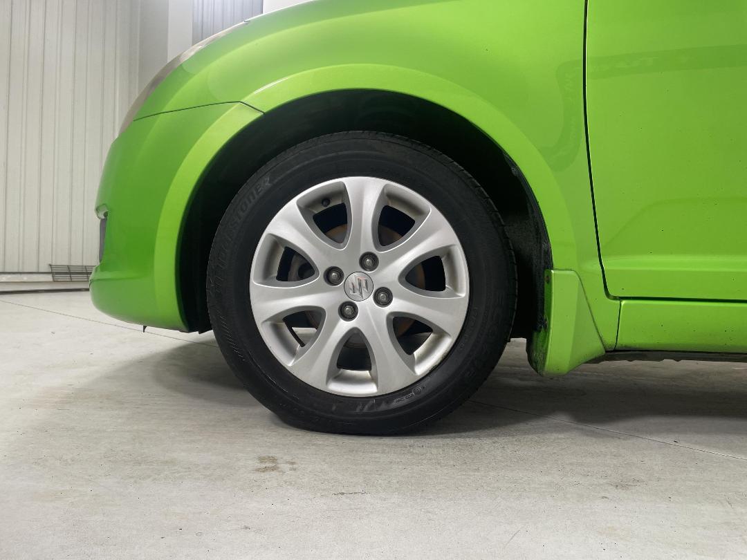 Photo '10' of Suzuki Swift Photo '10' of Suzuki Swift