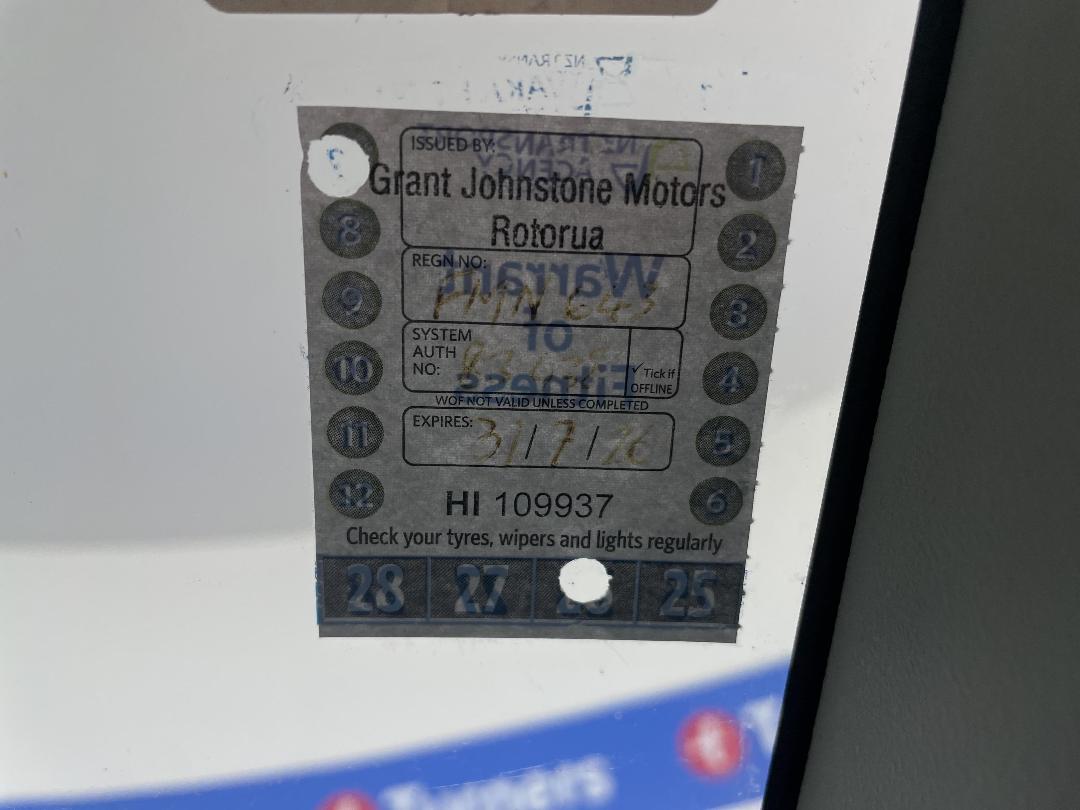 Photo '23' of Suzuki Swift Photo '23' of Suzuki Swift