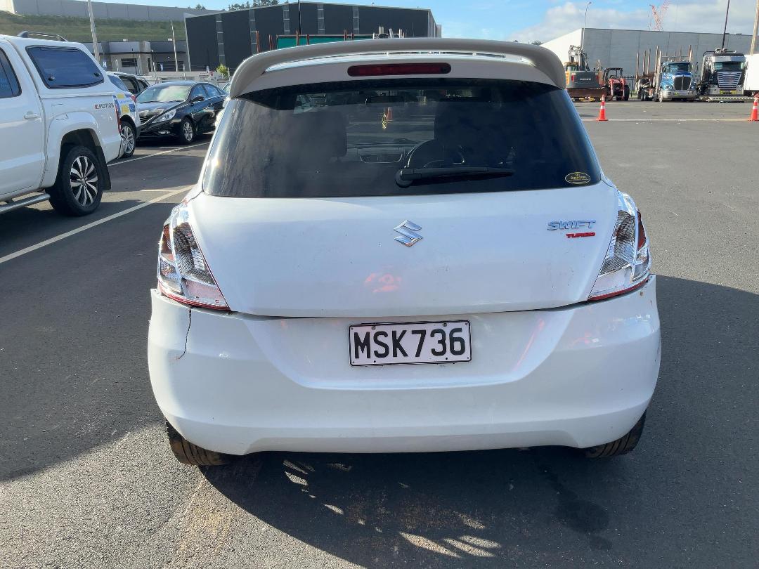 Photo '6' of Suzuki Swift