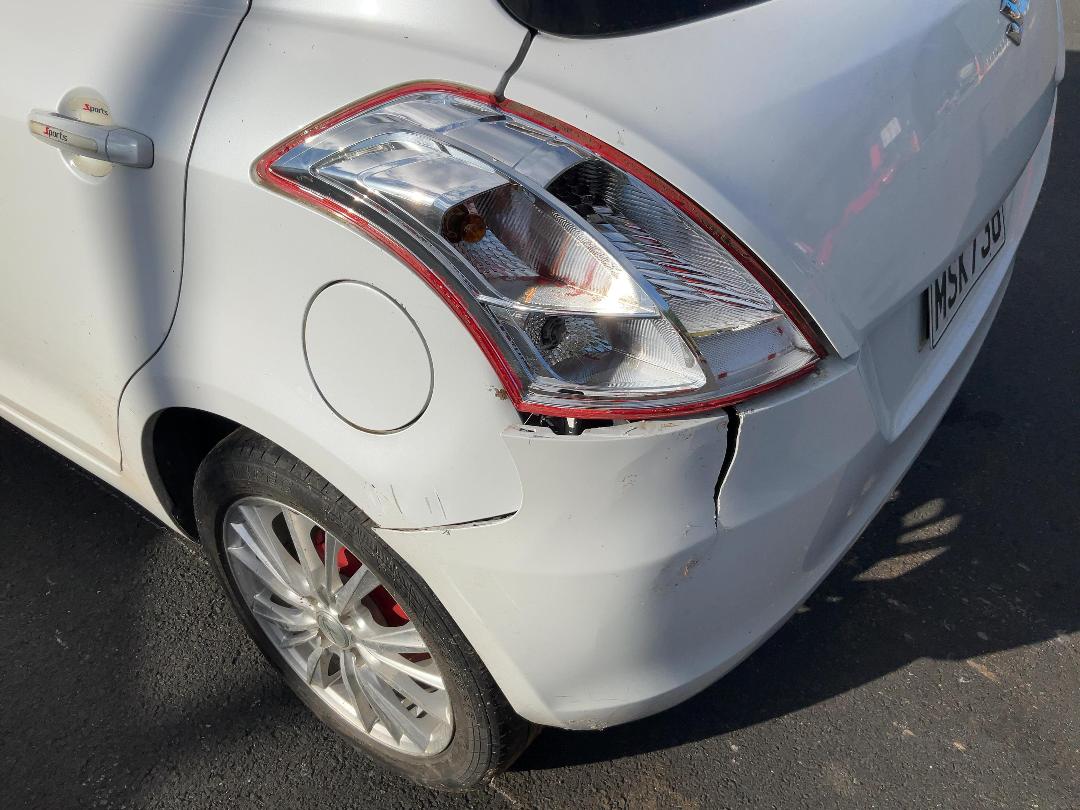 Photo '13' of Suzuki Swift