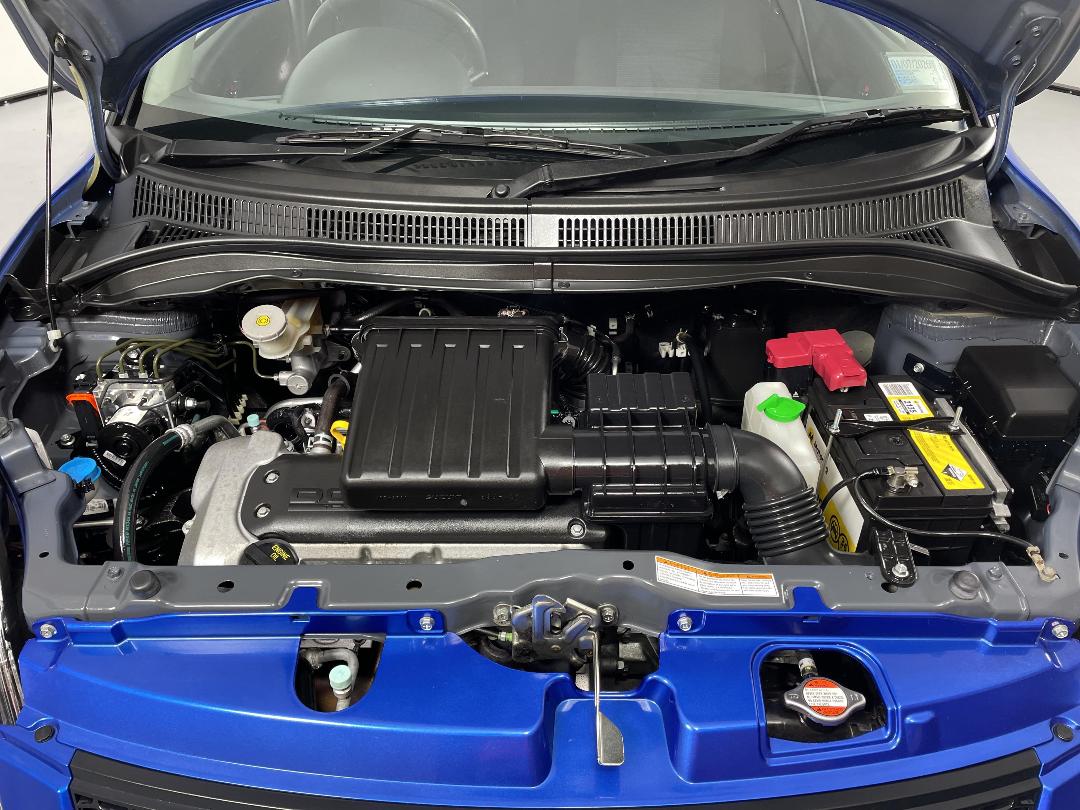 Photo '13' of Suzuki Swift