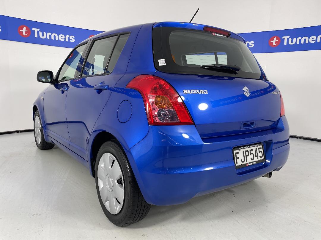 Photo '5' of Suzuki Swift