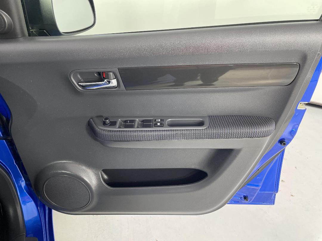 Photo '15' of Suzuki Swift