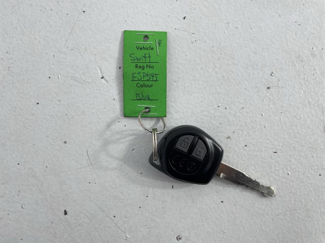 Photo '22' of Suzuki Swift