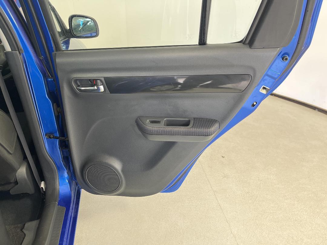 Photo '19' of Suzuki Swift