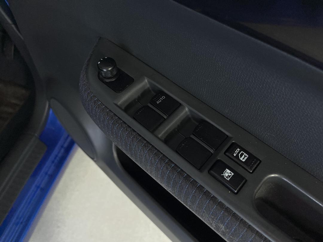 Photo '23' of Suzuki Swift