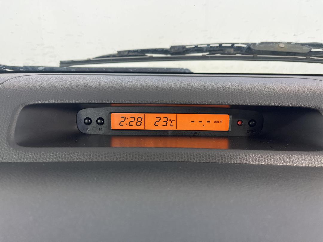 Photo '25' of Suzuki Swift