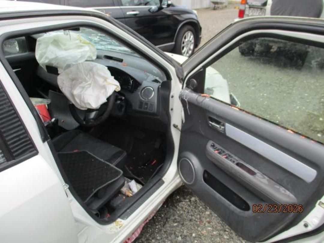 Photo '6' of Suzuki Swift Glxhas