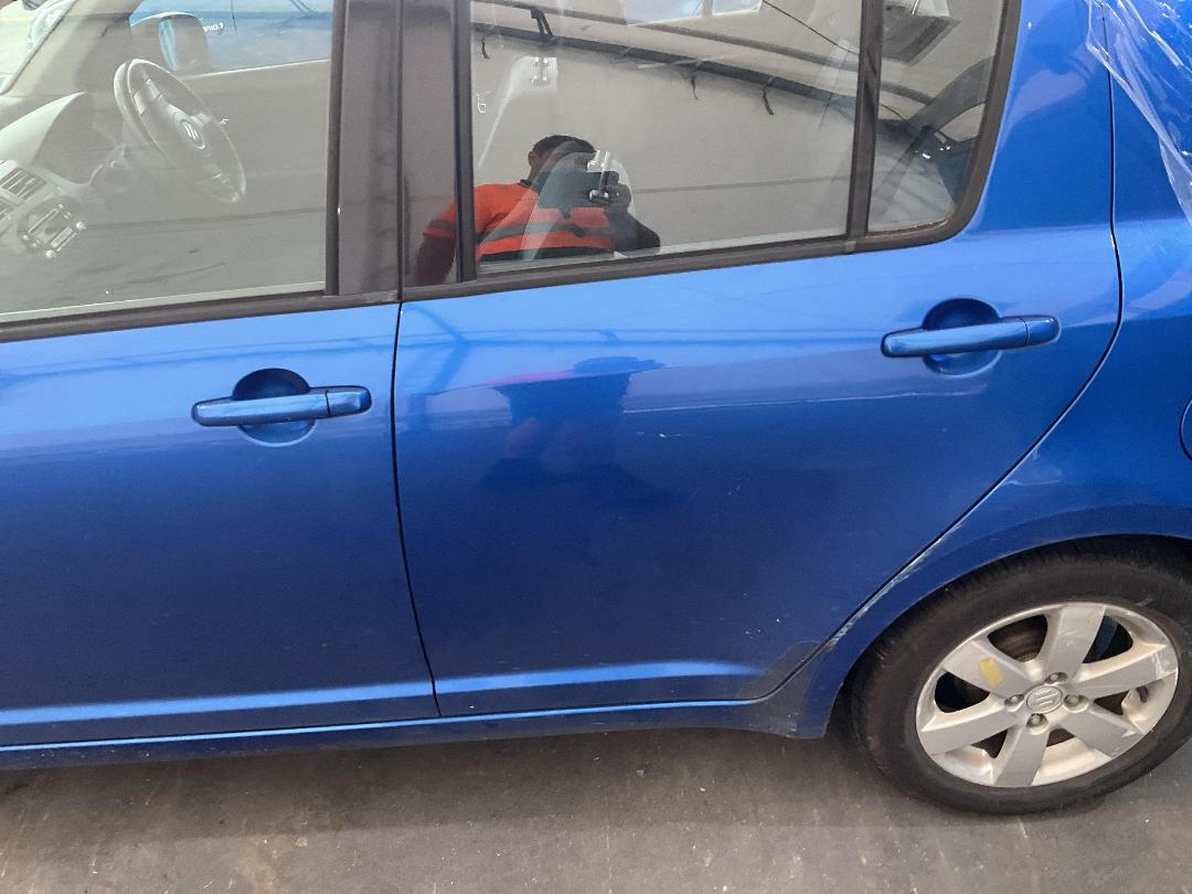 Photo '9' of Suzuki Swift Glxha