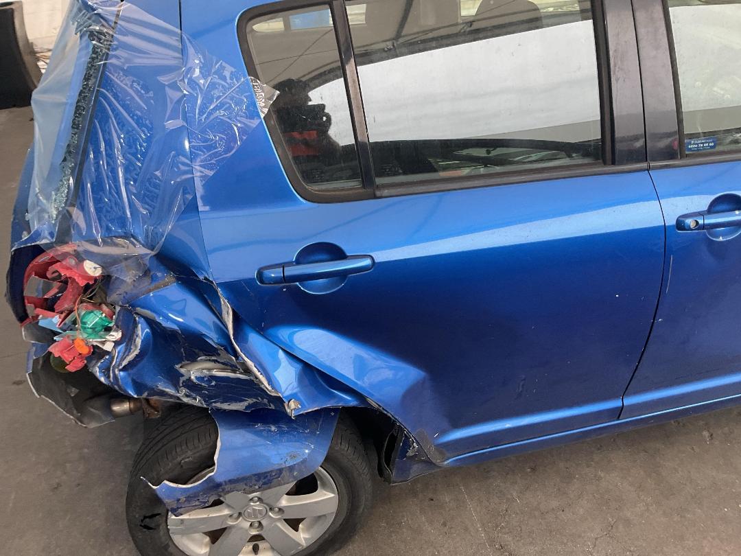 Photo '16' of Suzuki Swift Glxha