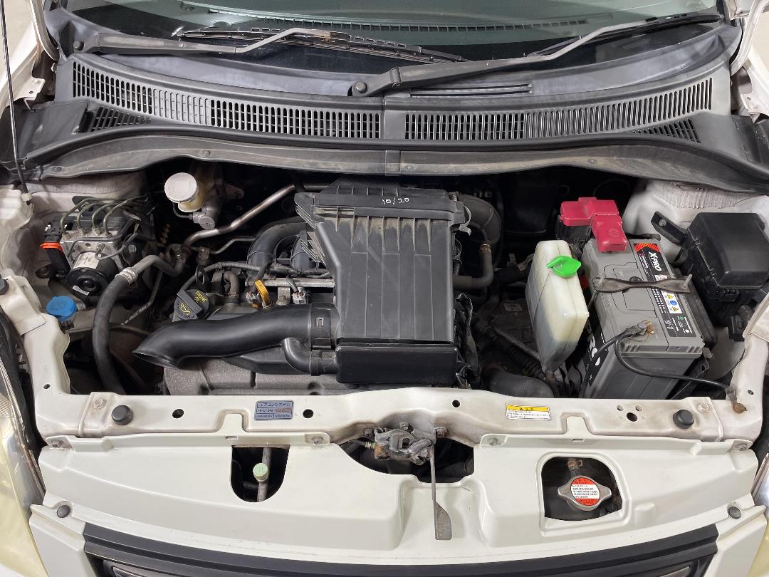 Photo '13' of Suzuki Swift Photo '13' of Suzuki Swift