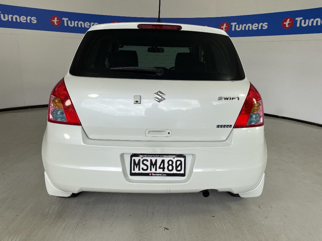 Photo '6' of Suzuki Swift Photo '6' of Suzuki Swift