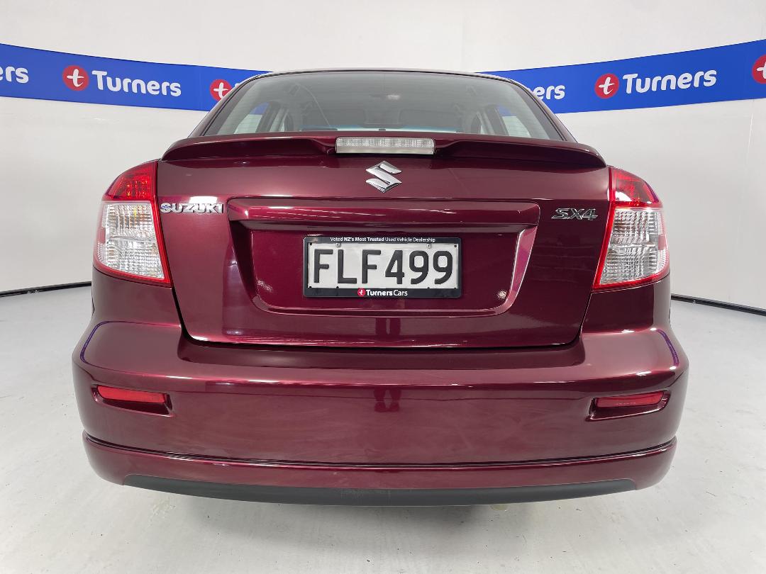 Photo '6' of Suzuki SX4