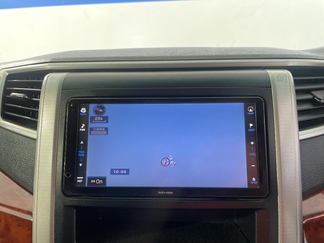 Photo '26' of Toyota Alphard