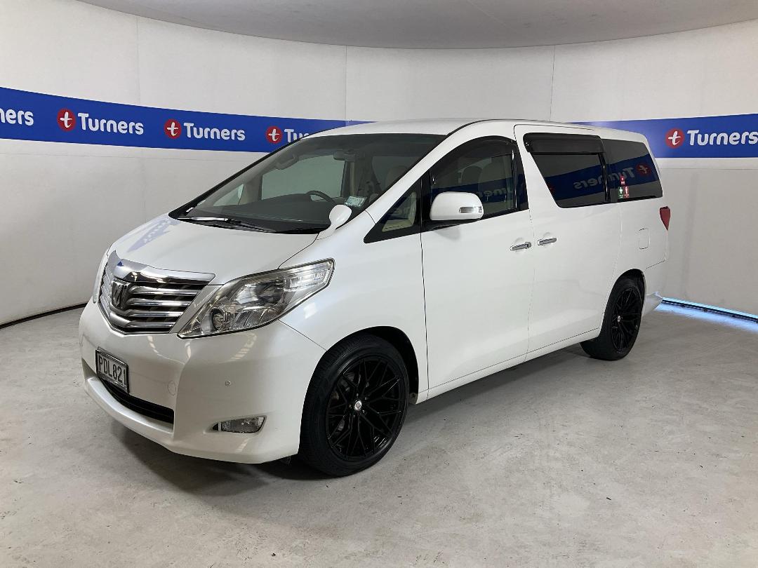 Photo '4' of Toyota Alphard