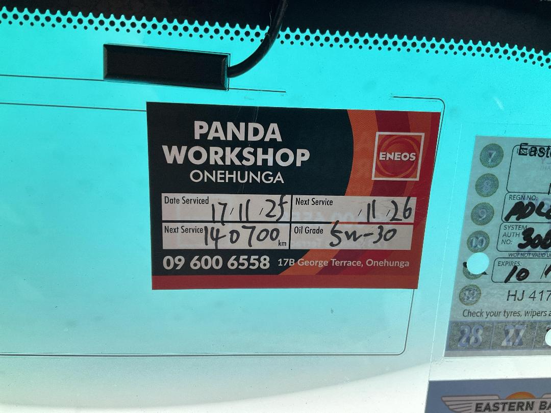 Photo '24' of Toyota Alphard