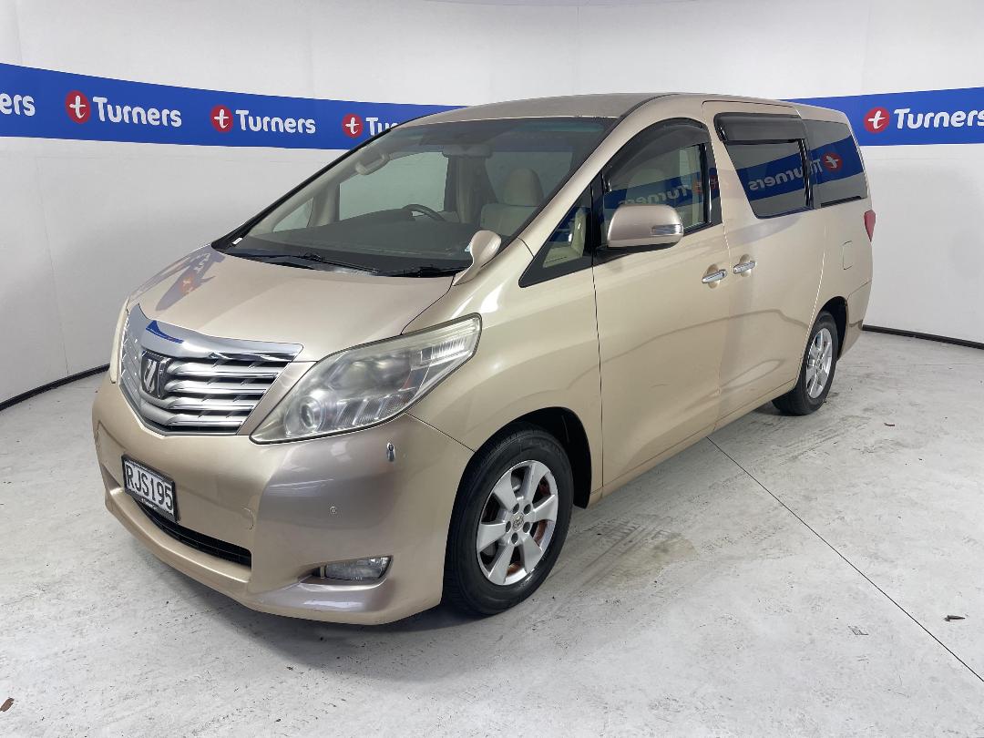 Photo '4' of Toyota Alphard