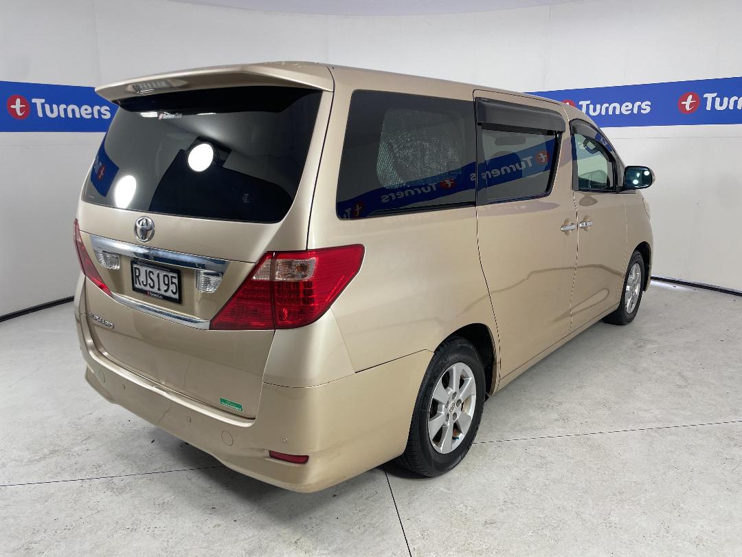 Photo '7' of Toyota Alphard