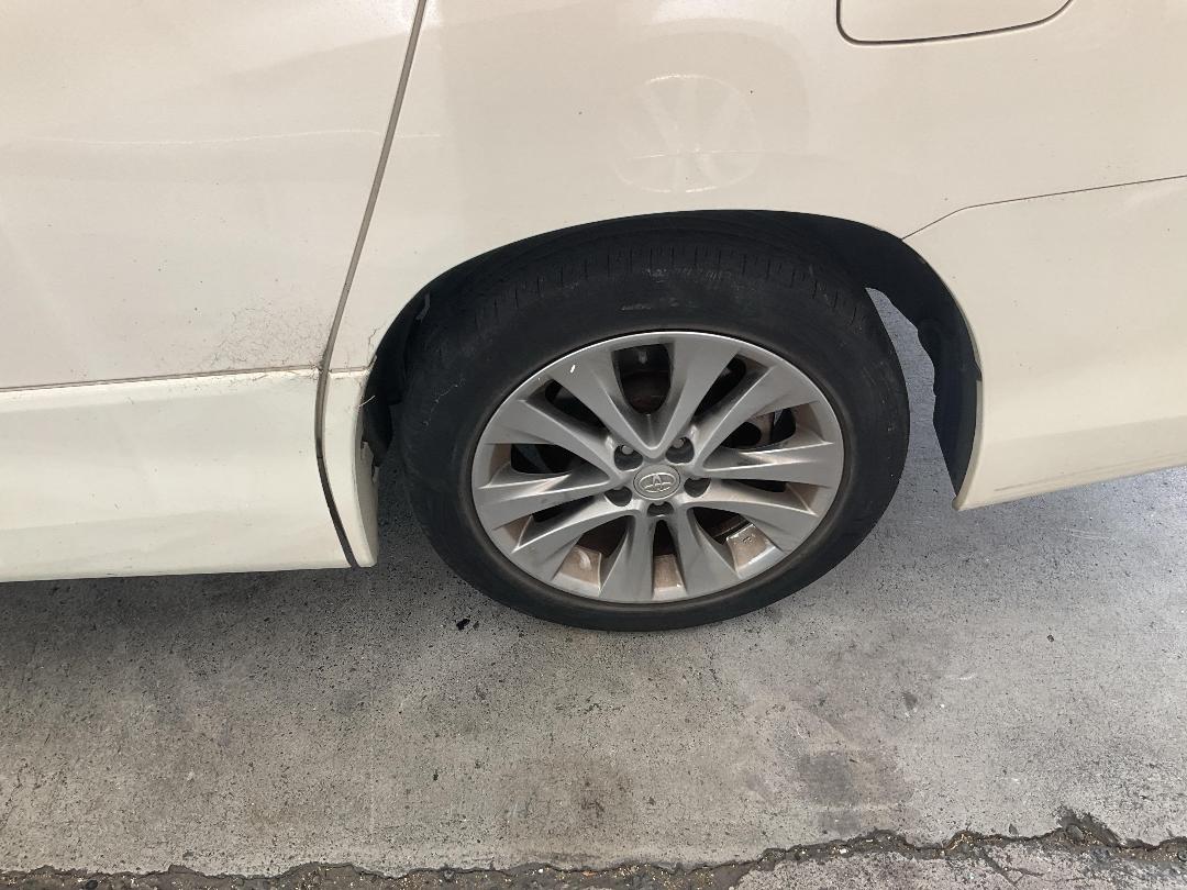 Photo '14' of Toyota Alphard