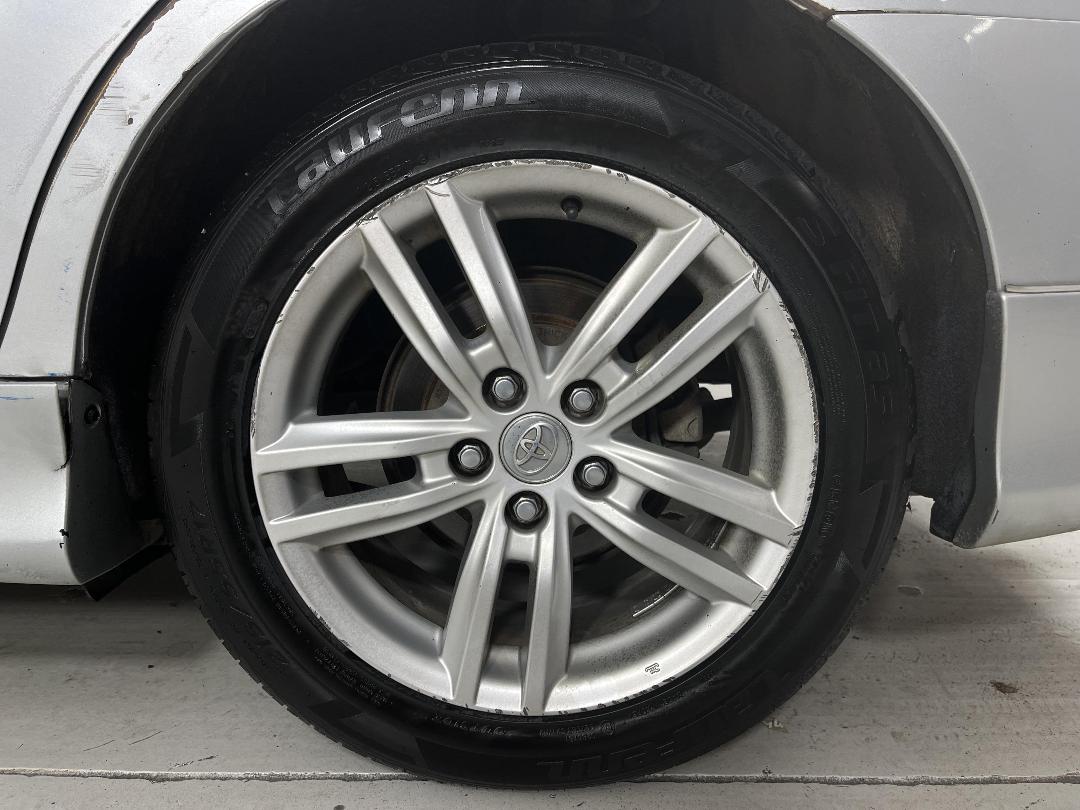 Photo '11' of Toyota Aurion